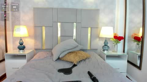 Mirandas room online show from December 26, 9:37 pm