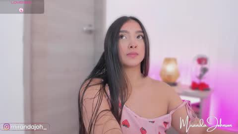 Snapshot of mirandajohnson_ chatting on September 29, 4:34 pm Miranda online show from September 29, 4:34 pm