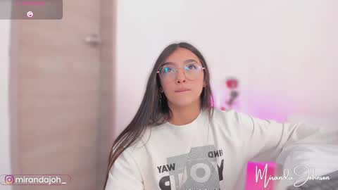 Snapshot of mirandajohnson_ chatting on October 2, 3:28 pm Miranda online show from October 2, 3:28 pm