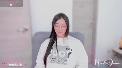 Snapshot of mirandajohnson_ chatting on October 25, 2:25 pm Miranda online show from October 25, 2:25 pm