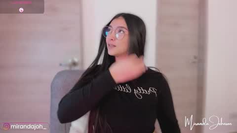 Snapshot of mirandajohnson_ chatting on October 13, 4:20 pm Miranda online show from October 13, 4:20 pm