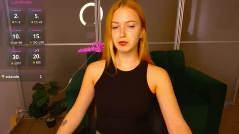 MirandaMayers online show from October 6, 12:00 pm