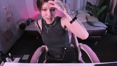 MiraVelle online show from October 10, 9:41 pm