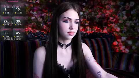 Jess online show from November 8, 9:31 pm