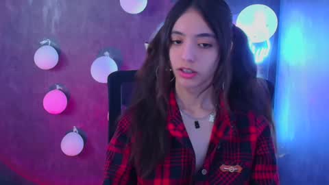 Snapshot of miri_miss chatting on March 8, 7:24 am Miri online show from March 8, 7:24 am