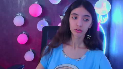 Snapshot of miri_miss chatting on February 23, 6:44 am Miri online show from February 23, 6:44 am