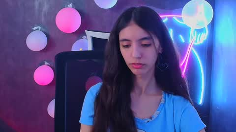 Snapshot of miri_miss chatting on February 22, 4:15 pm Miri online show from February 22, 4:15 pm