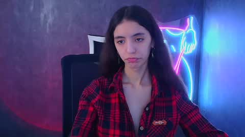 Snapshot of miri_miss chatting on February 2, 7:20 am Miri online show from February 2, 7:20 am