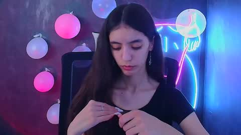 Snapshot of miri_miss chatting on February 14, 10:49 am Miri online show from February 14, 10:49 am