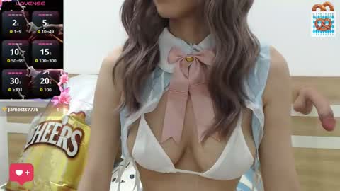 Miriam Schl online show from September 25, 1:10 pm