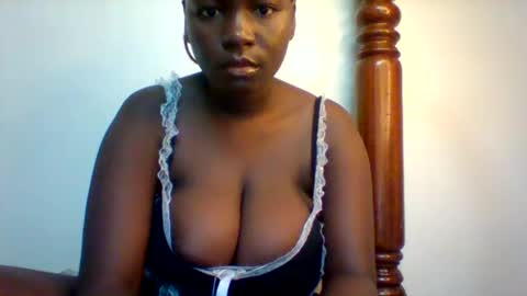 Snapshot of miss440_sunday chatting on October 20, 4:21 pm miss440 online show from October 20, 4:21 pm