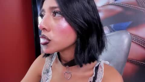 Marilyn online show from March 19, 6:34 pm