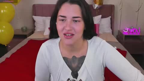 miss____mira online show from September 18, 12:31 am