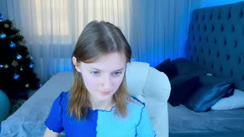 Alisa NONNUDE online show from January 16, 11:50 am