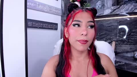 Snapshot of miss___allison chatting on December 19, 6:12 pm Allison online show from December 19, 6:12 pm