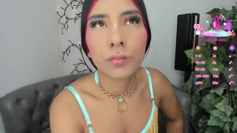Snapshot of miss___allison chatting on February 27, 11:20 am Allison online show from February 27, 11:20 am