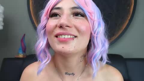 Snapshot of miss___charlotte chatting on October 17, 7:28 pm Charlotte online show from October 17, 7:28 pm