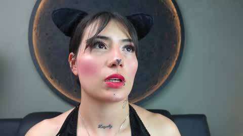 Snapshot of miss___charlotte chatting on October 27, 6:03 pm Charlotte online show from October 27, 6:03 pm