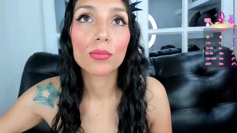 Snapshot of miss___evangeline chatting on March 11, 2:32 am Evangeline online show from March 11, 2:32 am