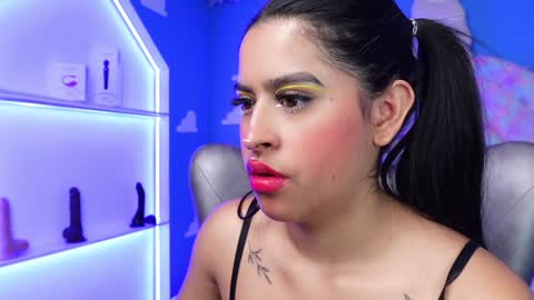 Anya online show from February 8, 11:01 am