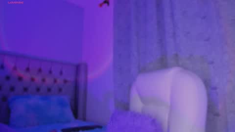 Snapshot of miss__charlotte_ chatting on October 30, 3:20 am Charlotte online show from October 30, 3:20 am