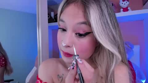 Lunna online show from October 6, 11:05 am