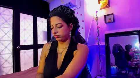 Snapshot of miss_akemi chatting on October 15, 1:25 pm Akemi 3 online show from October 15, 1:25 pm