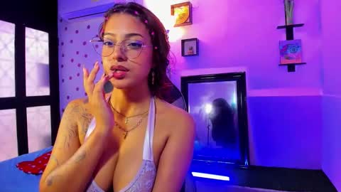 Snapshot of miss_akemi chatting on October 11, 2:09 pm Akemi 3 online show from October 11, 2:09 pm