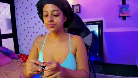 Snapshot of miss_akemi chatting on October 24, 1:18 pm Akemi 3 online show from October 24, 1:18 pm