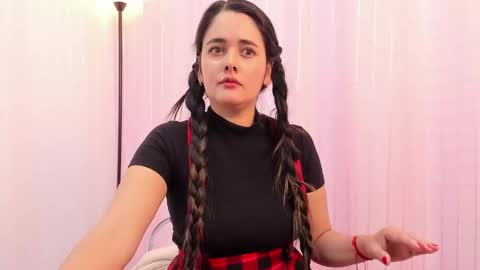 Snapshot of miss_alhy chatting on December 11, 1:49 pm online show from December 11, 1:49 pm