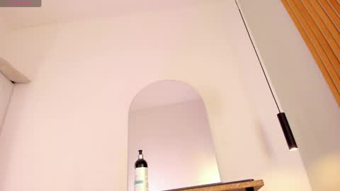 Amber  online show from April 11, 6:30 am