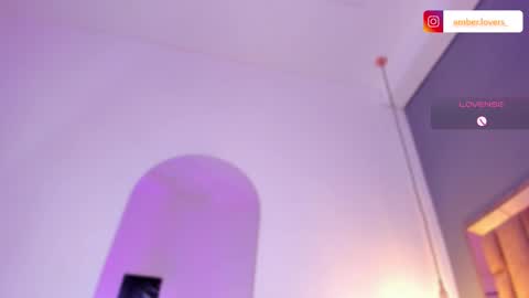 Snapshot of miss_ambrer chatting on October 30, 4:37 am Amber online show from October 30, 4:37 am