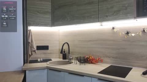 Snapshot of miss_bubbles chatting on October 29, 1:10 am Sandy online show from October 29, 1:10 am