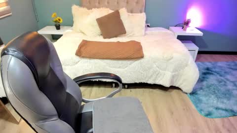 Cataleya online show from October 9, 1:15 pm