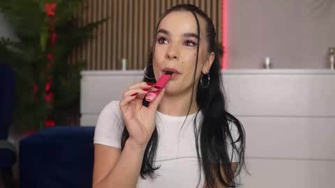 Denise online show from November 28, 9:51 pm