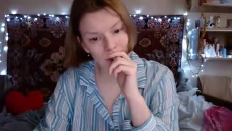 Elis online show from December 17, 1:05 pm