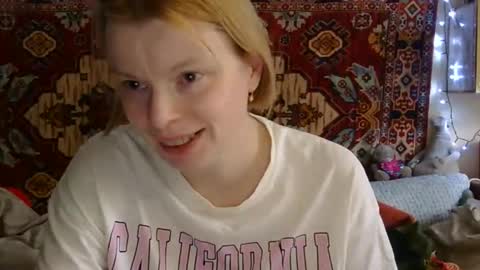 Elis online show from May 22, 11:30 am