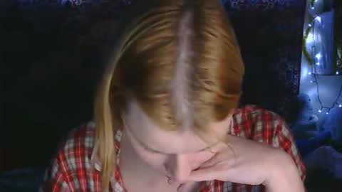 Elis online show from November 19, 6:41 pm