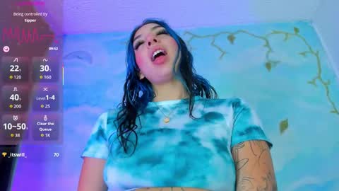 miss_evans_ online show from September 25, 5:50 am