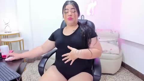 Snapshot of miss_francheska chatting on October 4, 12:00 pm Francheska online show from October 4, 12:00 pm