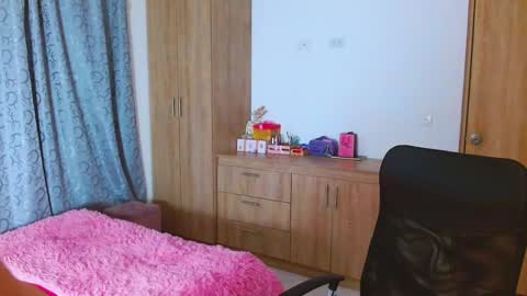 Isabella online show from February 27, 9:43 am