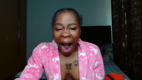 Snapshot of miss_kiarrafit chatting on March 9, 6:39 am Miss Kiarrafit online show from March 9, 6:39 am