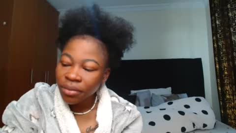 Snapshot of miss_kiarrafit chatting on January 13, 11:30 am Miss Kiarrafit online show from January 13, 11:30 am