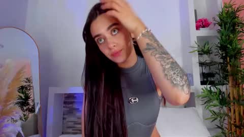 Snapshot of miss_lanaa chatting on March 3, 12:45 am Alana online show from March 3, 12:45 am