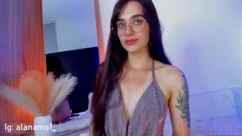 Snapshot of miss_lanaa chatting on February 15, 12:15 am Alana online show from February 15, 12:15 am