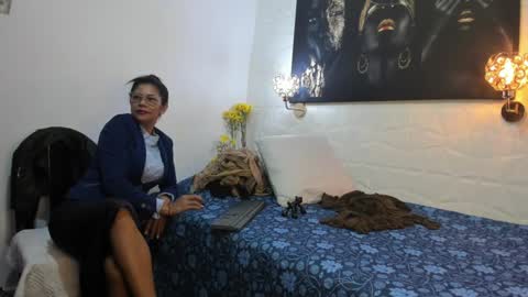 Snapshot of miss_lucero1 chatting on January 31, 11:13 am lucero online show from January 31, 11:13 am