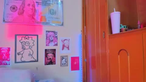 MEGG online show from March 26, 8:21 pm