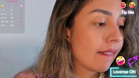 Mia  monday to saturday 6pm to 9pm time Colombia online show from September 10, 11:49 pm