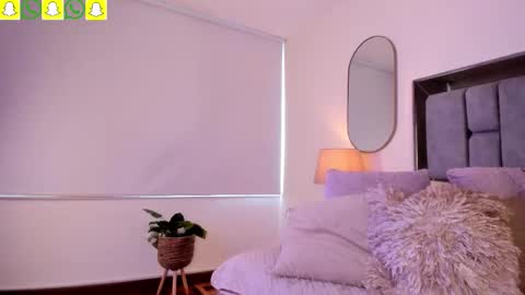 Snapshot of miss_mian chatting on October 21, 8:24 pm Mian online show from October 21, 8:24 pm