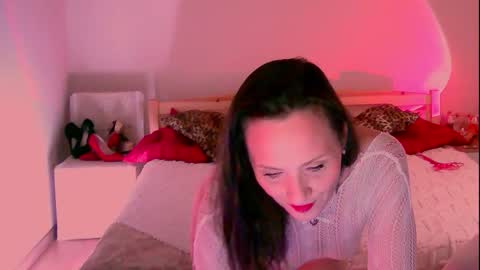 Nicol online show from February 26, 10:00 pm